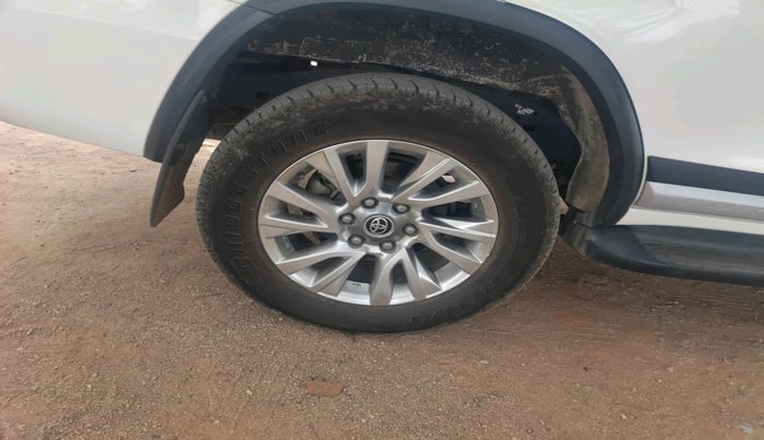 2021 Toyota Fortuner 4X4 AT 2.8 DIESEL, Diesel, Automatic, 88,389 km, tyre