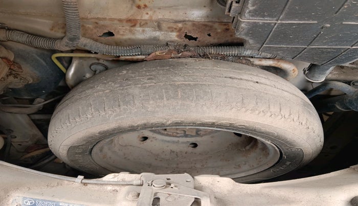 2011 Tata Nano CX, Petrol, Manual, 50,000 km, tyre