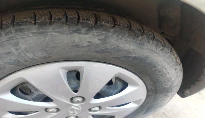 2011 Hyundai i10 MAGNA 1.2, Petrol, Manual, 74,623 km, tyre