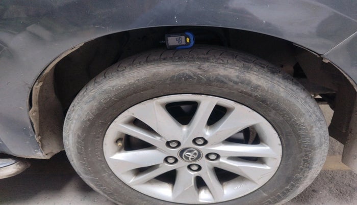 2018 Toyota Innova Crysta 2.8 GX AT 7 STR, Diesel, Automatic, 1,32,351 km, tyre