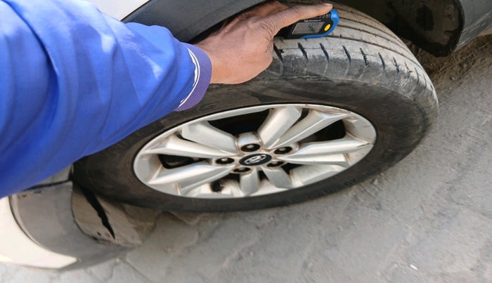 2016 Hyundai Creta SX PLUS 1.6 PETROL, Petrol, Manual, 94,027 km, tyre