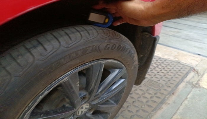 2017 Volkswagen Polo GT TSI AT, Petrol, Automatic, 70,091 km, tyre