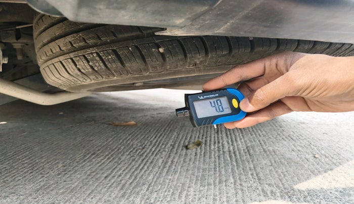 2017 Mahindra XUV500 W6, Diesel, Manual, 72,155 km, tyre