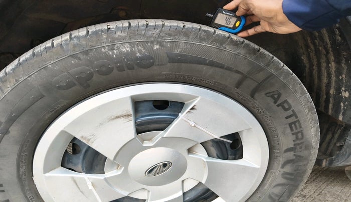 2017 Mahindra XUV500 W6, Diesel, Manual, 72,155 km, tyre