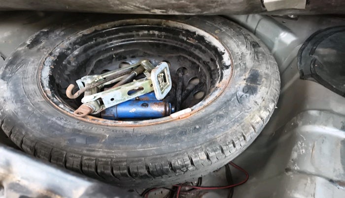 2013 Hyundai i20 SPORTZ 1.2, Petrol, Manual, 69,108 km, tyre