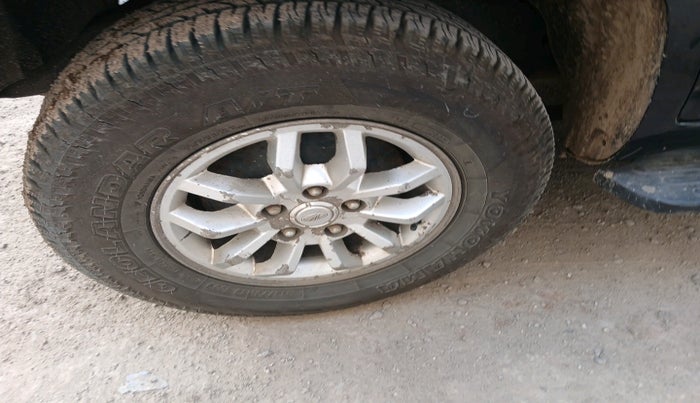 2016 Mahindra TUV300 T8 AMT, Diesel, Automatic, 57,840 km, tyre