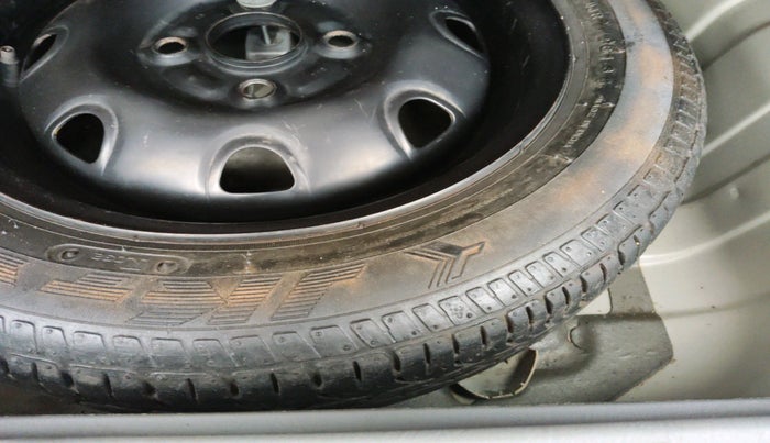 2013 Maruti Alto K10 VXI, Petrol, Manual, 55,626 km, tyre