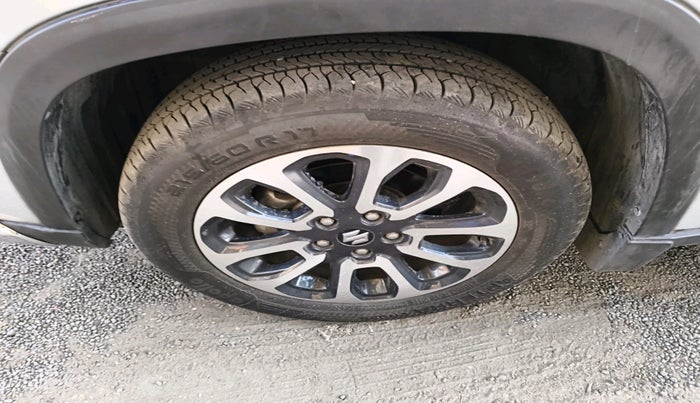 2024 Maruti Grand Vitara ALPHA SMART HYBRID AT, Petrol, Automatic, 3,515 km, tyre