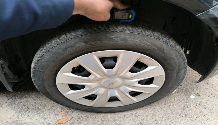 2015 Ford Figo EXI 1.4 DIESEL, Diesel, Manual, 1,69,647 km, tyre