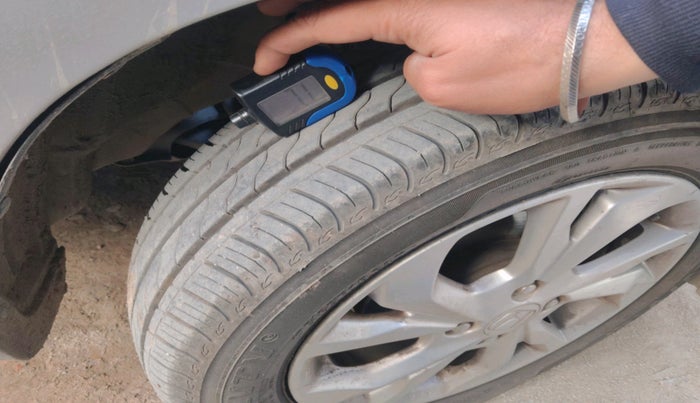 2019 Honda Amaze 1.2L I-VTEC V, Petrol, Manual, 48,906 km, tyre