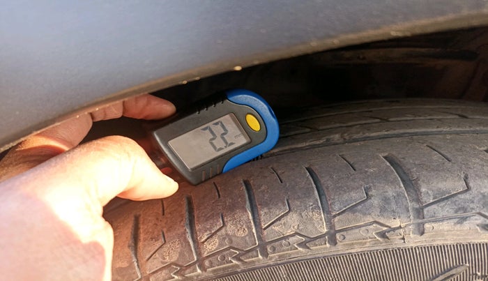 2018 Maruti S Cross ALPHA 1.3, Diesel, Manual, 85,424 km, tyre