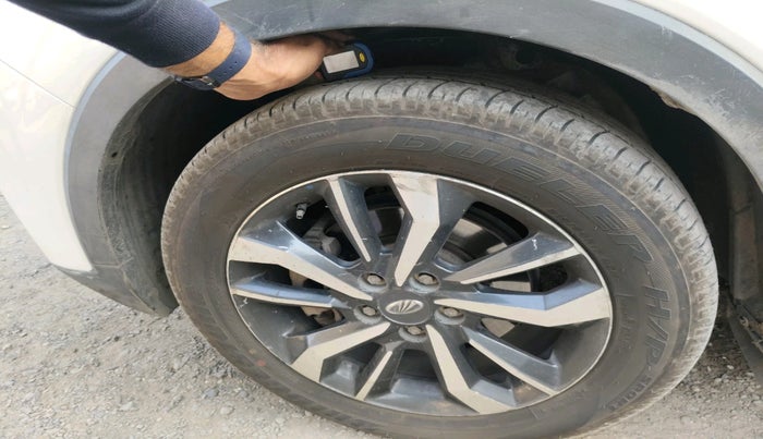 2019 Mahindra XUV300 W8 (O) 1.5 DIESEL, Diesel, Manual, 86,052 km, tyre