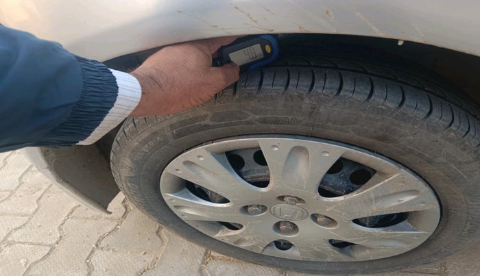 2014 Honda Amaze 1.2L I-VTEC S, Petrol, Manual, 86,423 km, tyre