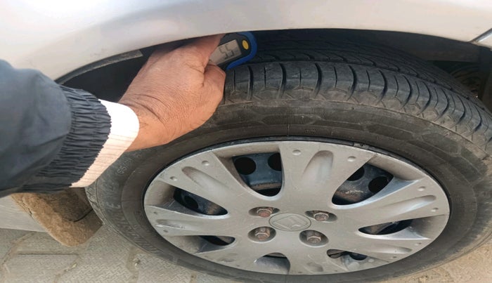 2014 Honda Amaze 1.2L I-VTEC S, Petrol, Manual, 86,423 km, tyre