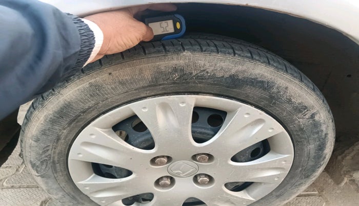 2014 Honda Amaze 1.2L I-VTEC S, Petrol, Manual, 86,423 km, tyre