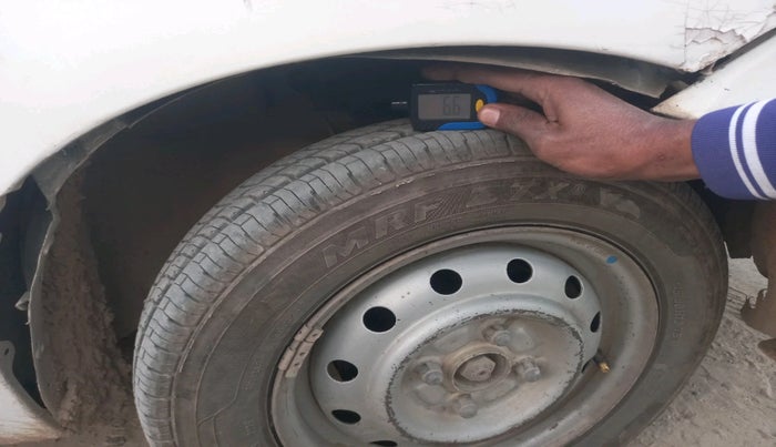 2016 Maruti Wagon R 1.0 LXI CNG, Petrol, Manual, 1,82,352 km, tyre