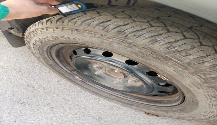 2018 Mahindra XUV500 W7, Diesel, Manual, 75,919 km, tyre