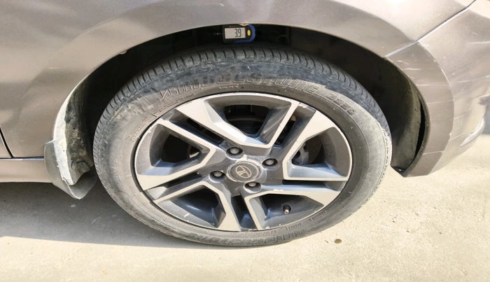 2017 Tata TIGOR XT PETROL, Petrol, Manual, 68,864 km, tyre