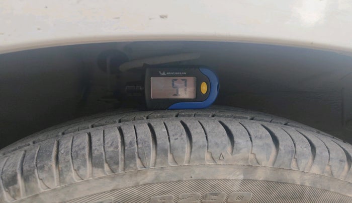 2011 Maruti Alto K10 VXI, Petrol, Manual, 1,35,072 km, tyre