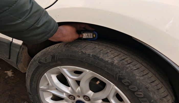 2016 Ford Ecosport TITANIUM 1.5L DIESEL, Diesel, Manual, 1,07,001 km, tyre