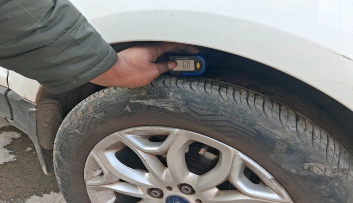 2016 Ford Ecosport TITANIUM 1.5L DIESEL, Diesel, Manual, 1,07,001 km, tyre