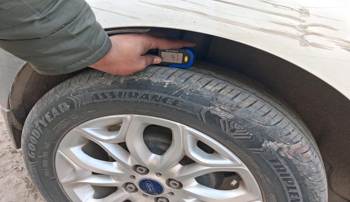 2016 Ford Ecosport TITANIUM 1.5L DIESEL, Diesel, Manual, 1,07,001 km, tyre