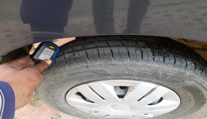 2023 Maruti Alto LXI O, Petrol, Manual, 27,523 km, tyre