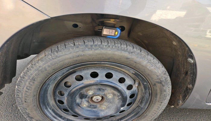 2016 Maruti Wagon R 1.0 VXI, Petrol, Manual, 38,528 km, tyre