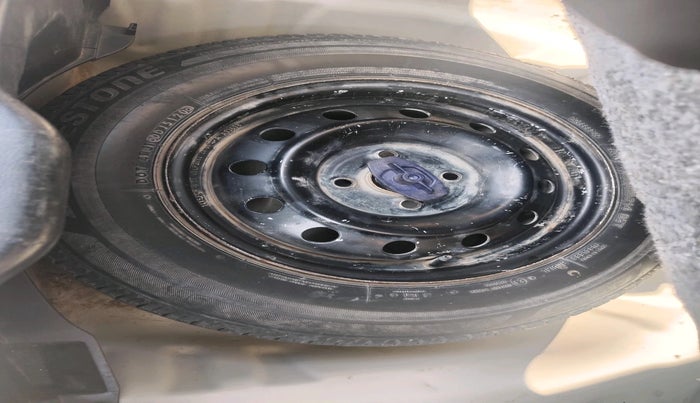 2021 Maruti Swift LXI, Petrol, Manual, 46,680 km, tyre