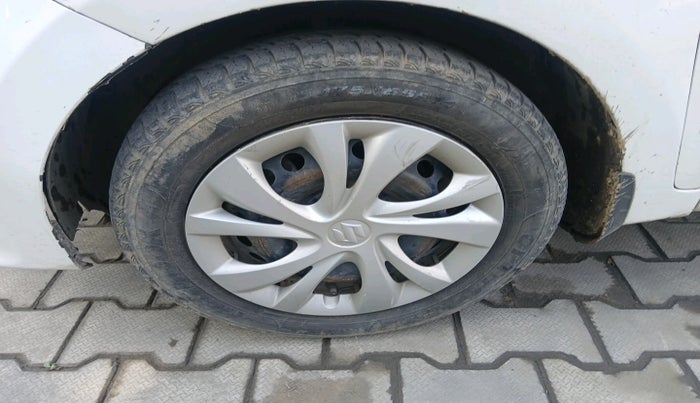 2018 Hyundai Grand i10 SPORTZ U2 1.2 CRDI, Diesel, Manual, 1,09,834 km, tyre