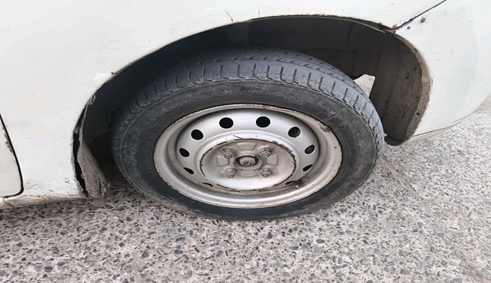 2011 Maruti Wagon R 1.0 LXI, Petrol, Manual, 92,353 km, tyre