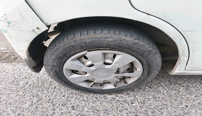 2011 Maruti Wagon R 1.0 LXI, Petrol, Manual, 92,353 km, tyre