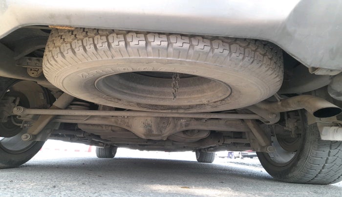 2018 Tata Hexa XT 4X2 7 STR, Diesel, Manual, 73,410 km, tyre