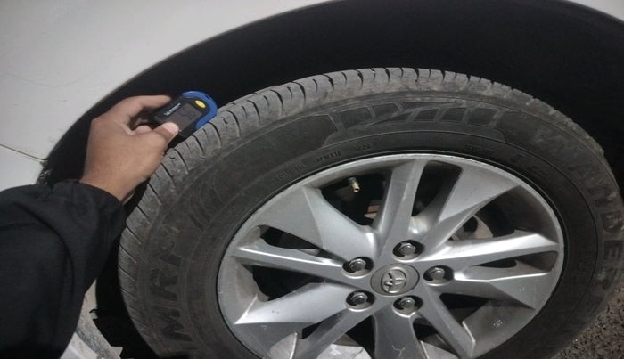 2020 Toyota Innova Crysta 2.4 VX 8 STR, Diesel, Manual, 2,48,792 km, tyre