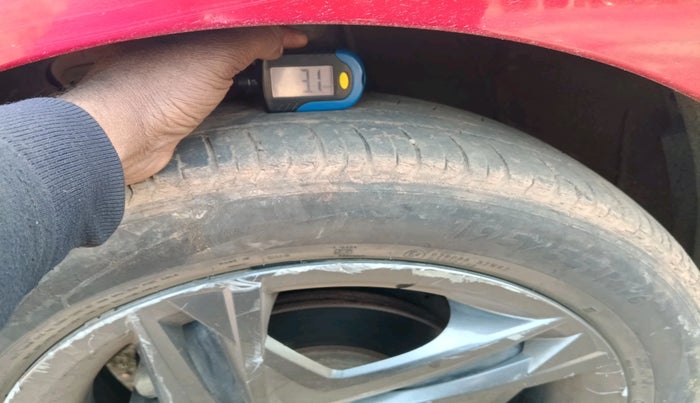 2021 Hyundai NEW I20 SPORTZ 1.2 MT DUAL TONE, Petrol, Manual, 41,009 km, tyre