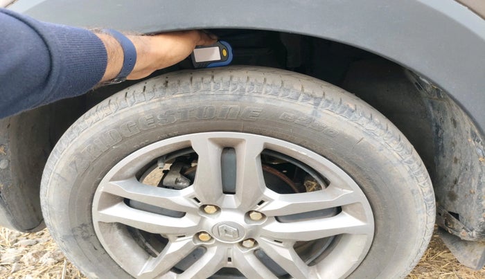 2022 Renault TRIBER RXZ, Petrol, Manual, 24,595 km, tyre