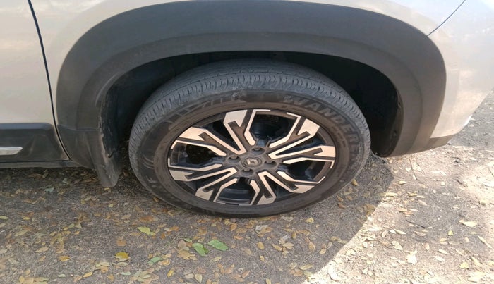 2022 Renault Kiger RXZ MT, Petrol, Manual, 39,909 km, tyre