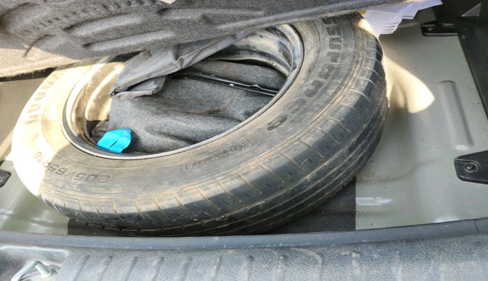 2020 KIA SELTOS HTK 1.5 DIESEL, Diesel, Manual, 1,06,504 km, tyre