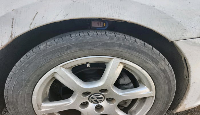 2013 Volkswagen Vento COMFORTLINE TSI AT PETROL, Petrol, Automatic, 1,30,546 km, tyre