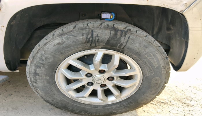 2016 Mahindra TUV300 T8, Diesel, Manual, 86,779 km, tyre