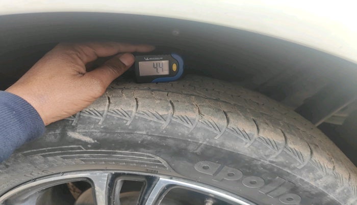 2020 Mahindra MARAZZO M 6 + 7 STR, Diesel, Manual, 1,19,677 km, tyre