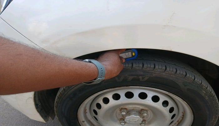 2017 Hyundai Xcent E, Petrol, Manual, 44,961 km, tyre