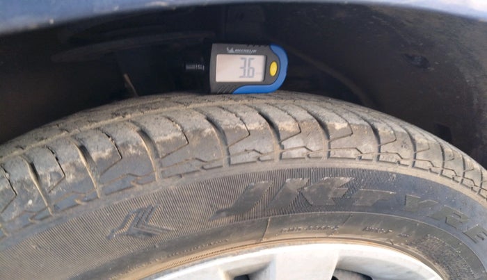 2017 Maruti Dzire VDI AMT, Diesel, Automatic, 97,243 km, tyre