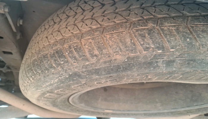 2012 Mahindra XUV500 W8, Diesel, Manual, 1,45,683 km, tyre