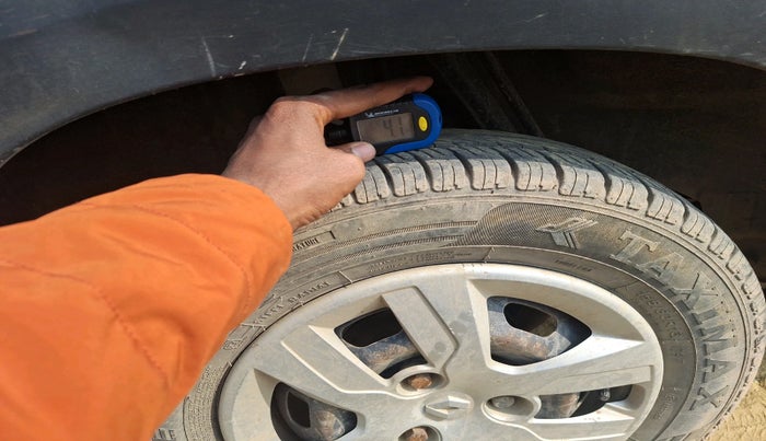 2018 Renault Kwid RXT 1.0 (O), Petrol, Manual, 1,42,271 km, tyre