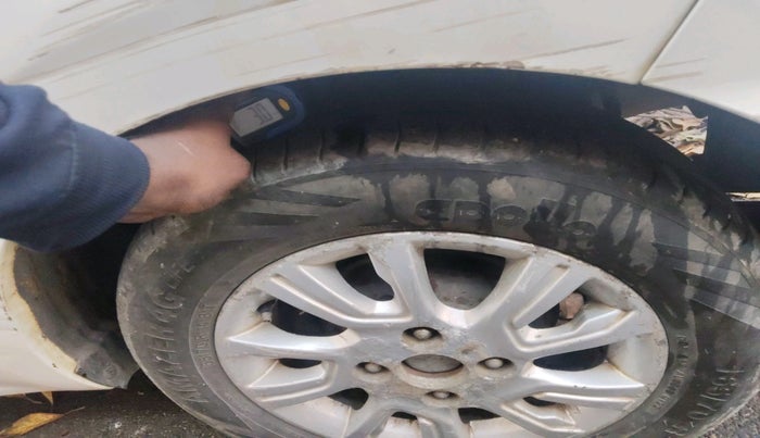 2017 Tata Tiago XZ PETROL, Petrol, Manual, 2,08,306 km, tyre