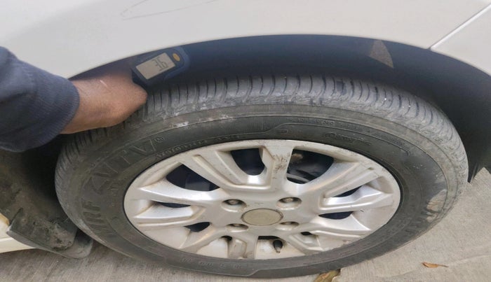 2017 Tata Tiago XZ PETROL, Petrol, Manual, 2,08,306 km, tyre