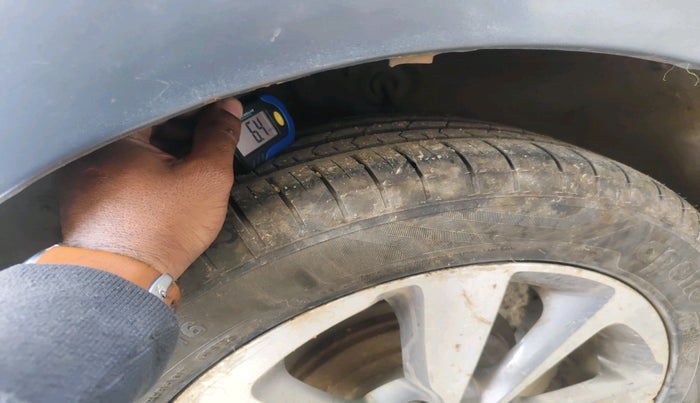 2016 Hyundai Elite i20 ASTA 1.4 CRDI (O), Diesel, Manual, 1,27,875 km, tyre