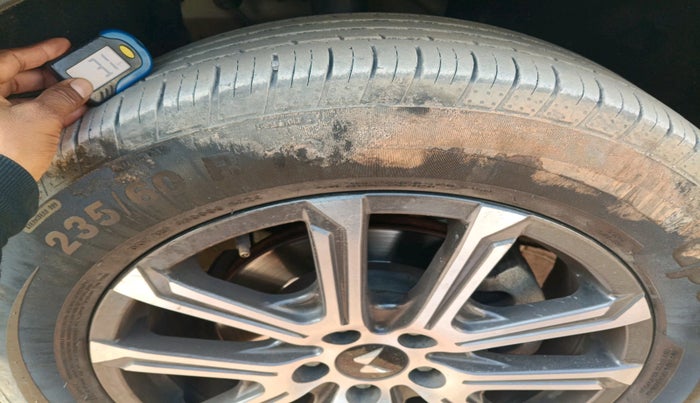 2024 Mahindra XUV700 AX 7 LUXURY D MT 7 STR, Diesel, Manual, 47,443 km, tyre