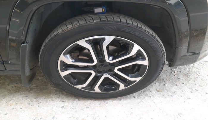 2022 Jeep Compass MODEL S (O) 1.4 PETROL DCT, Petrol, Automatic, 56,094 km, tyre